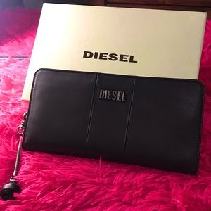 Diesel wallet